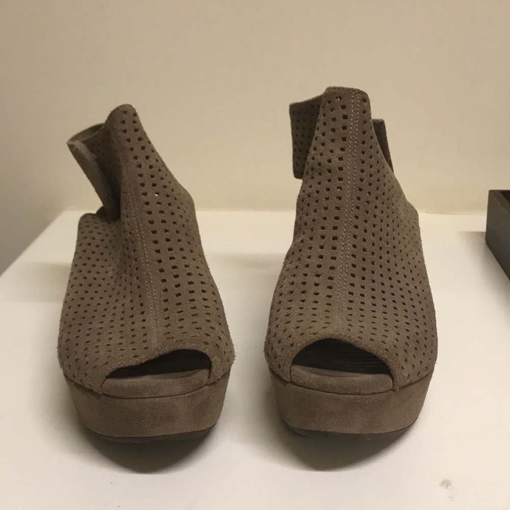 Chocolat Blu wedge